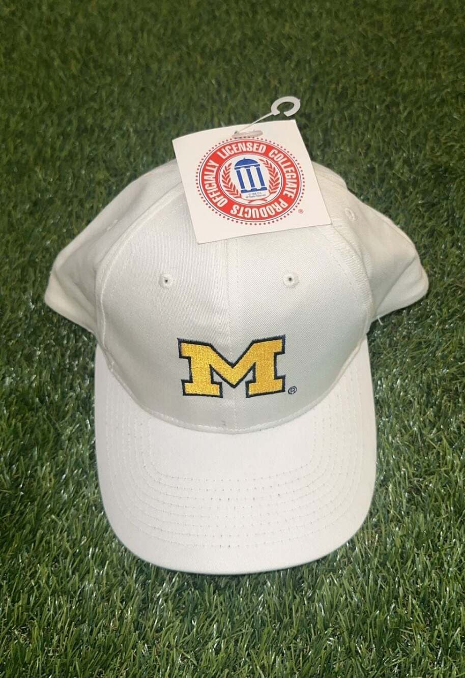 Vintage Michigan Wolverines Officially Licensed Collegiate Products Snapback Hat